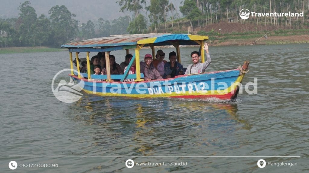 Wisata Perahu Danau